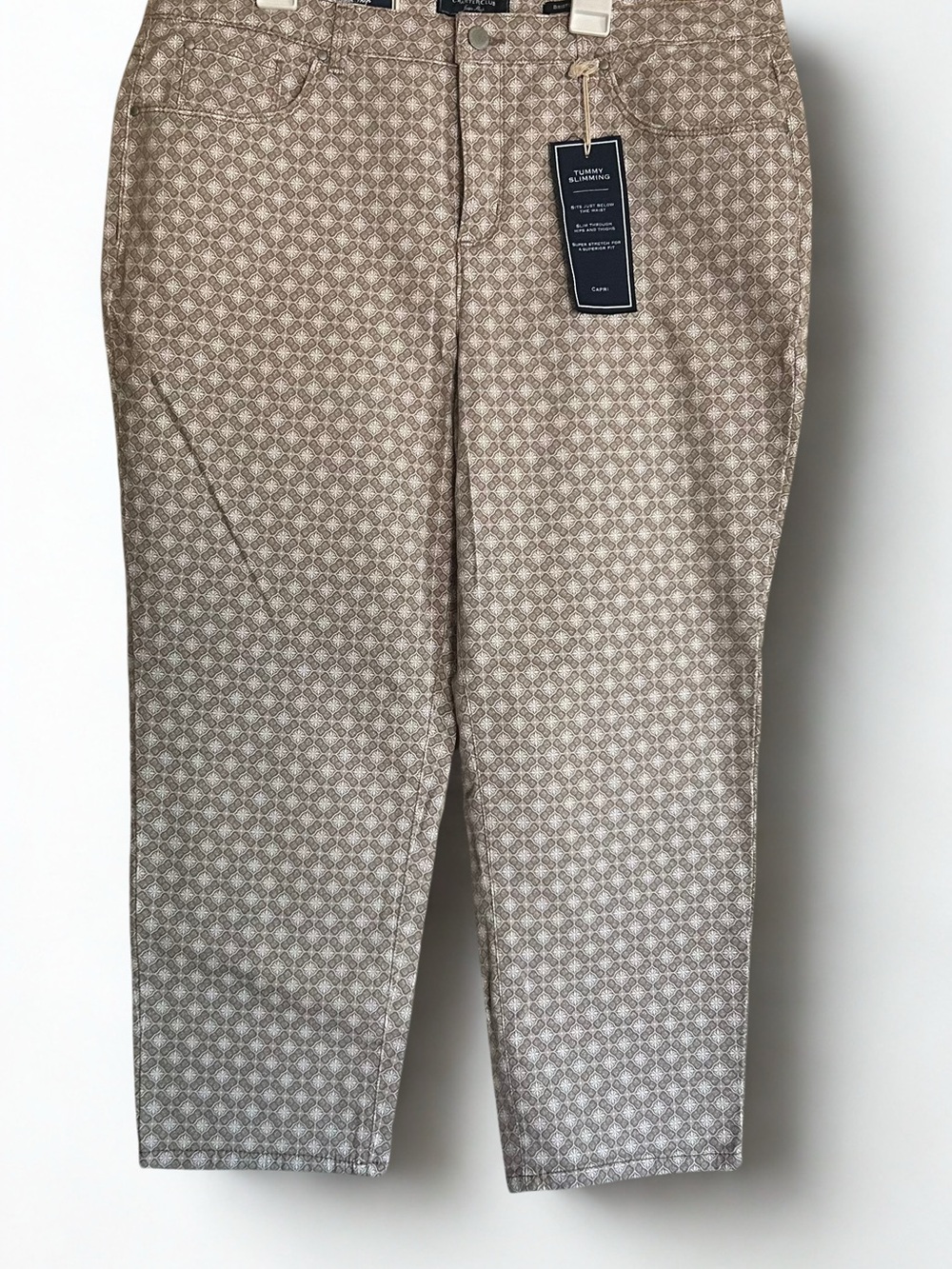 NWT Charter Club Tummy Slimming Printed Capri Pants Neutral Tan Women’s